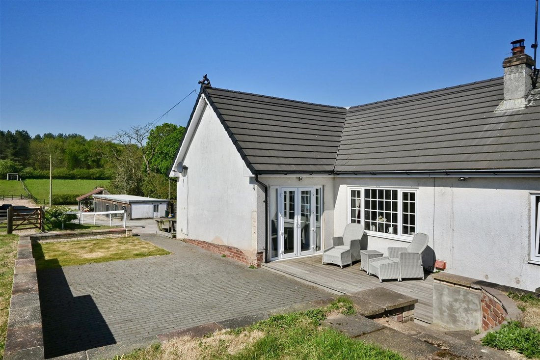 House in Montonwood Enterprize Zone, Worksop, England 3 - 18442870