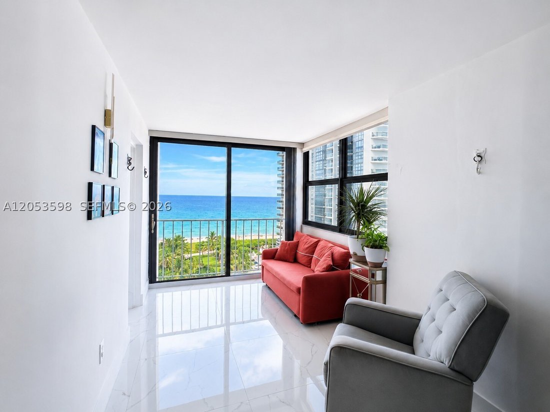 Condo in Miami Beach, Florida, United States 2 - 18439208