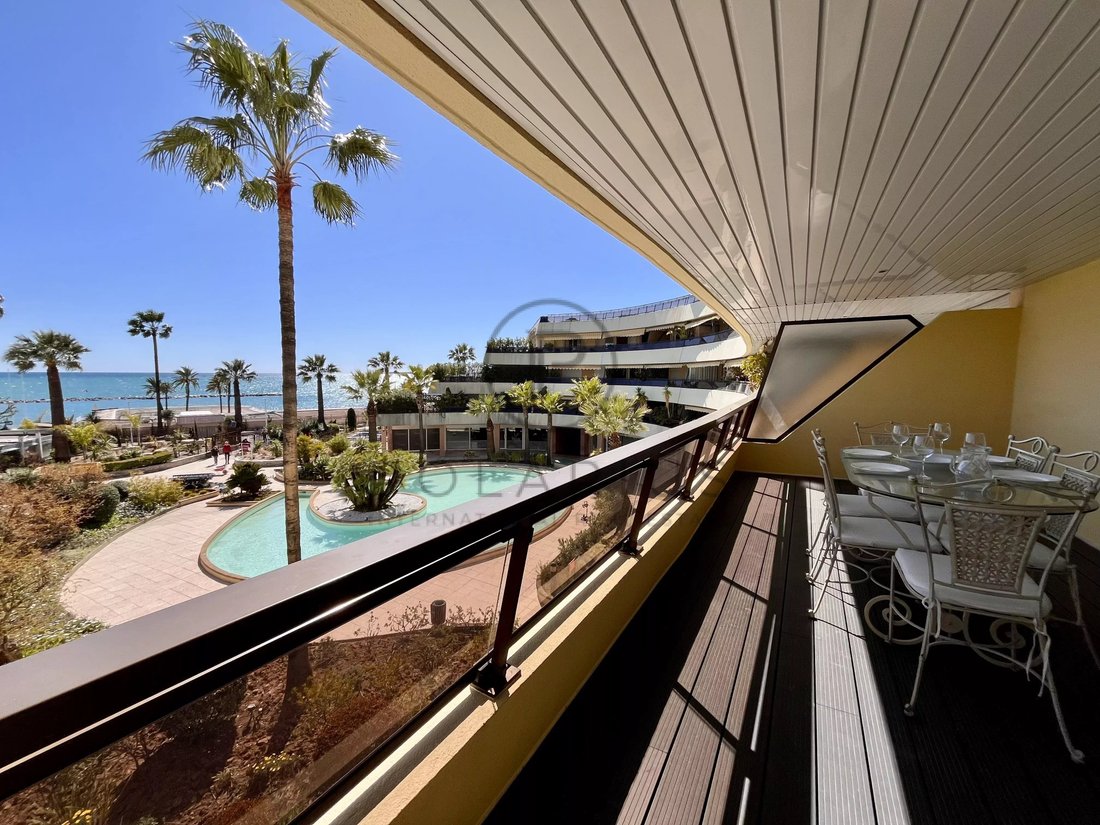 Apartment in Saint-Laurent-du-Var, Provence-Alpes-Côte d'Azur, France 1 - 17503122