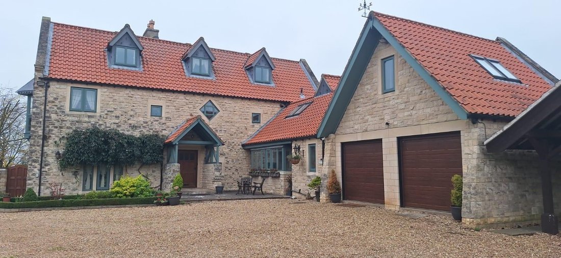House in Thorpe In Balne, Doncaster, England 4 - 18442853