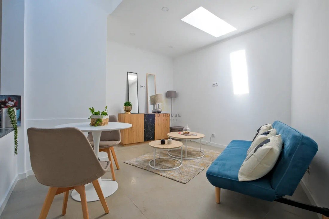 Apartment in Sao Vicente, Lisbon, Portugal 1 - 18436304