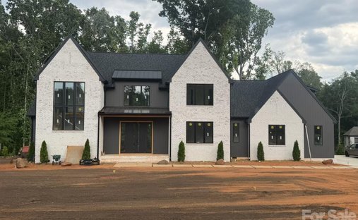 House in Bear Poplar, North Carolina, United States 1