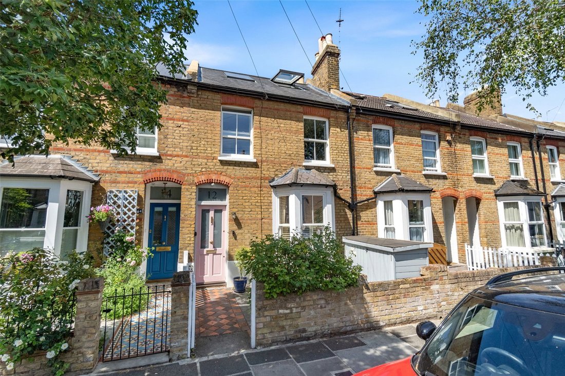 House in Richmond Upon Thames, England 1 - 18438991