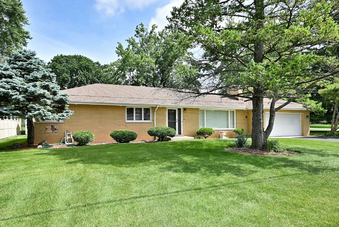 House in Burr Ridge, Illinois, United States 2 - 18440310