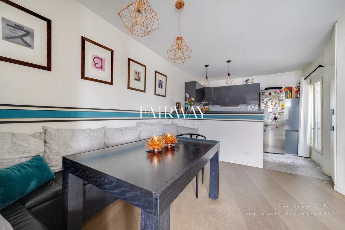 Apartment in Porte Saint Denis-Paradis, Paris 10e Arrondissement, Paris 4 - 18188619