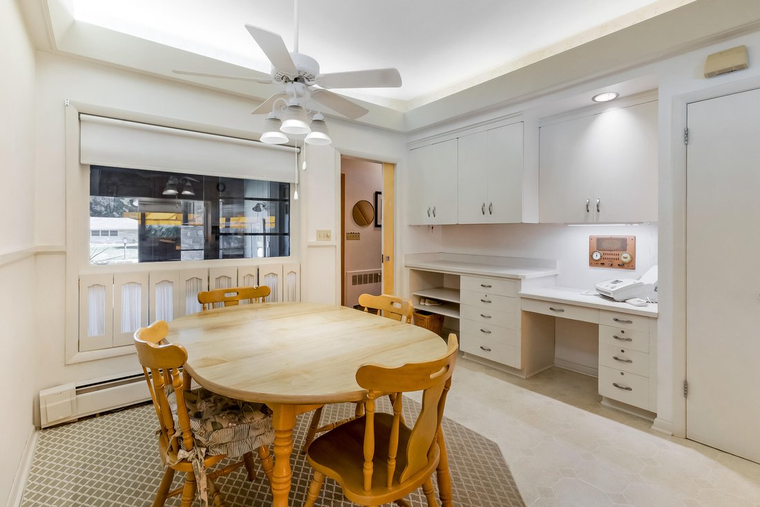 House in Elm Grove, Wisconsin, United States 3 - 18442667