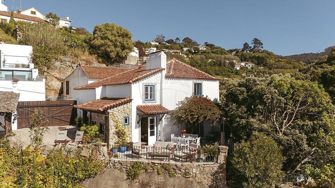 Villa in Colares, Lisbon, Portugal 1 - 18438150