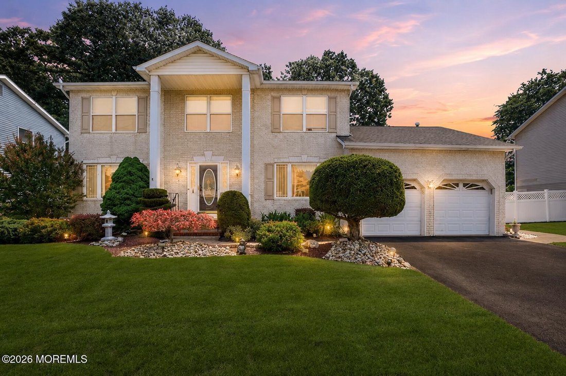 House in Howell Township, New Jersey, United States 1 - 18436485