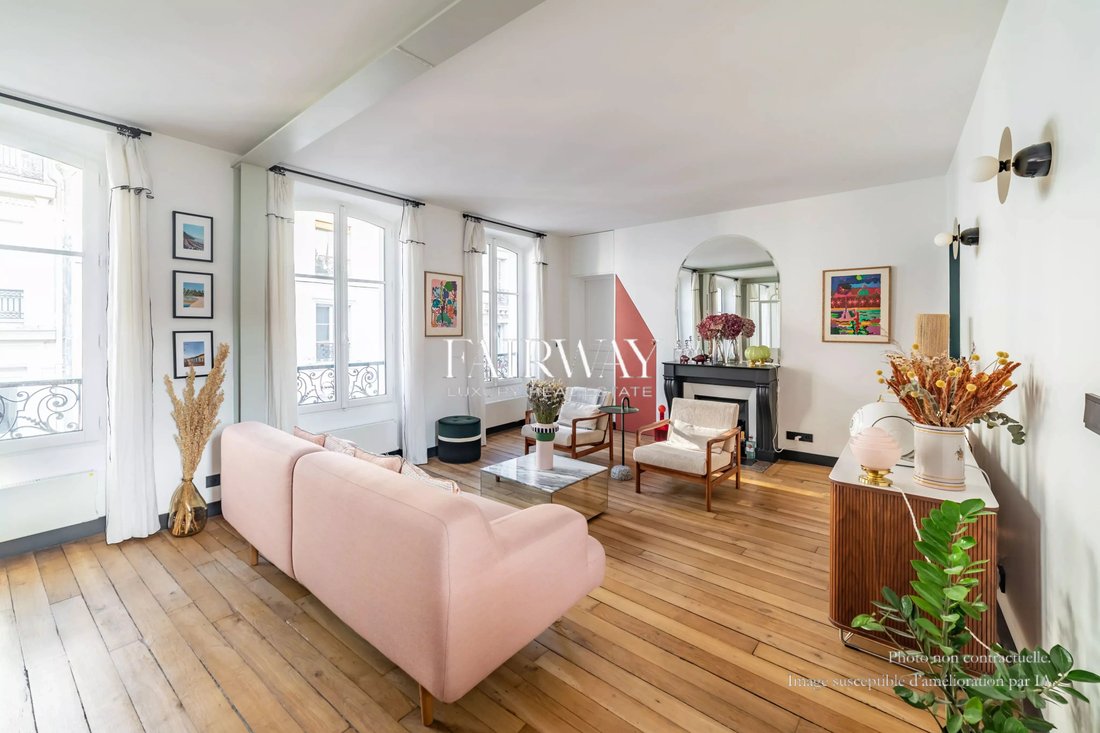 Apartment in Porte Saint Denis-Paradis, Paris 10e Arrondissement, Paris 2 - 18397084