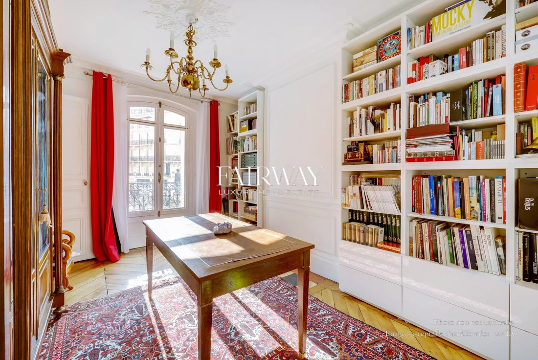 Apartment in Parc Monceau, Paris 8e Arrondissement, Paris 4 - 17510650