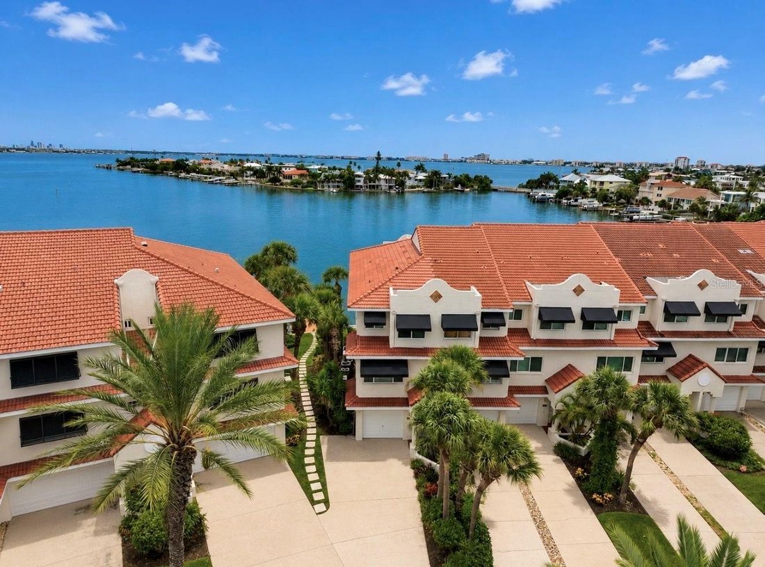 Townhouse in St. Pete Beach, Florida, United States 1 - 18439446