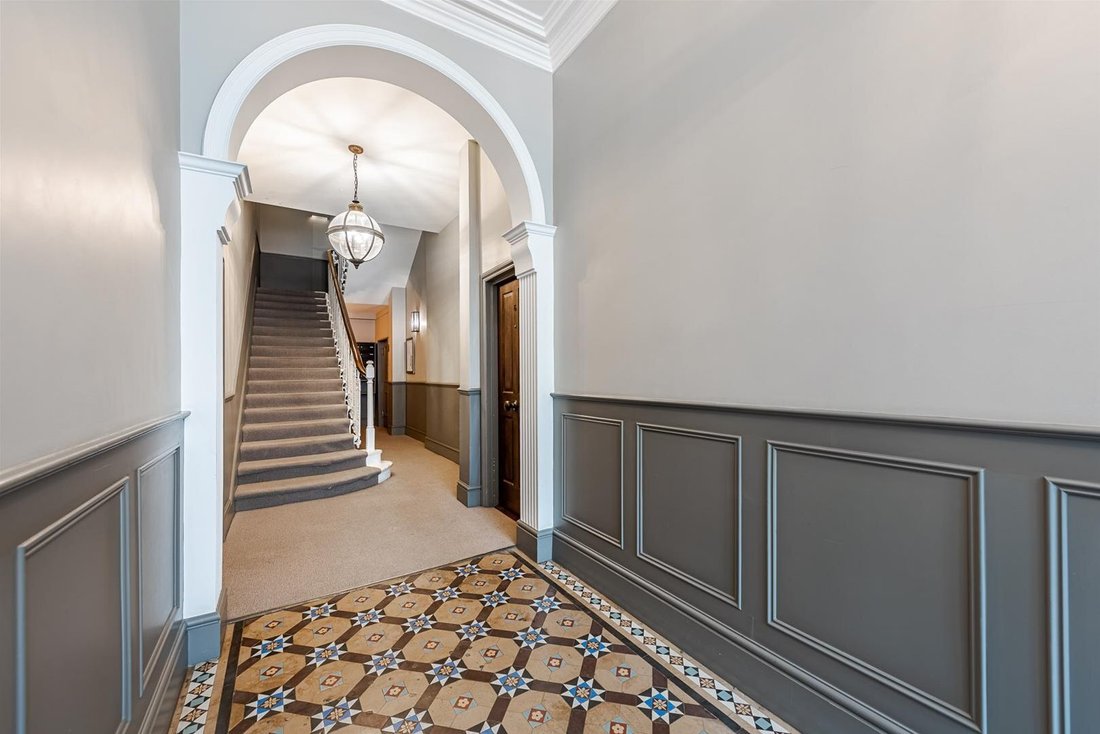 Apartment in Earls Court, Kensington And Chelsea, England 3 - 18436261