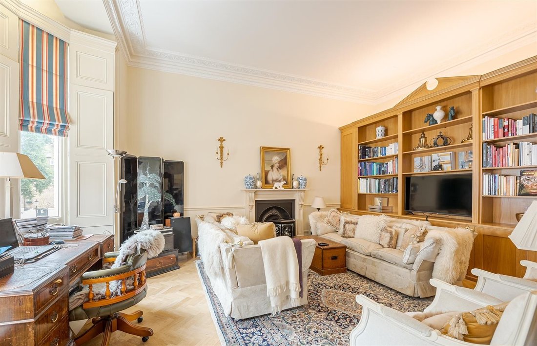 Apartment in Earls Court, Kensington And Chelsea, England 5 - 18436299