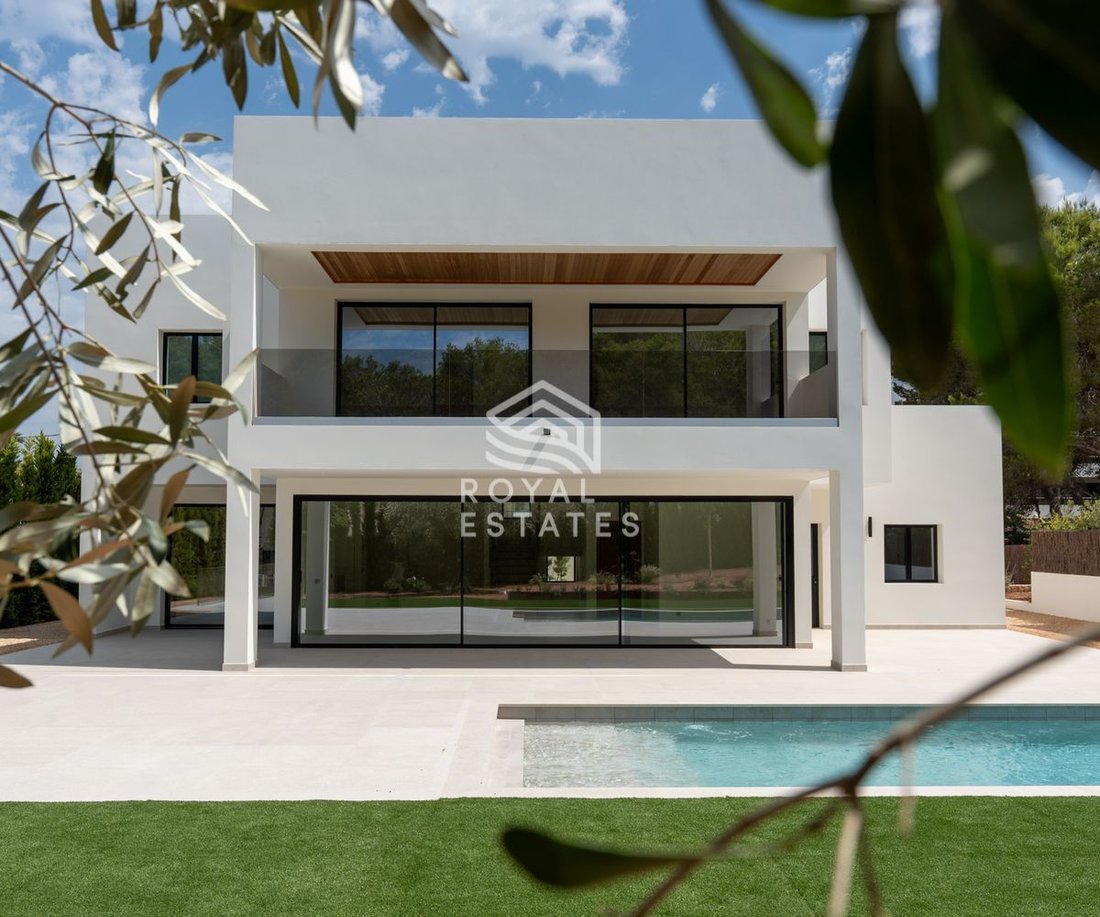 Villa in Santa Eularia des Riu, Balearic Islands, Spain 5 - 17747237