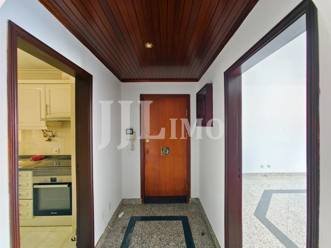 Apartment in Carcavelos e Parede, Lisbon, Portugal 4 - 18436093