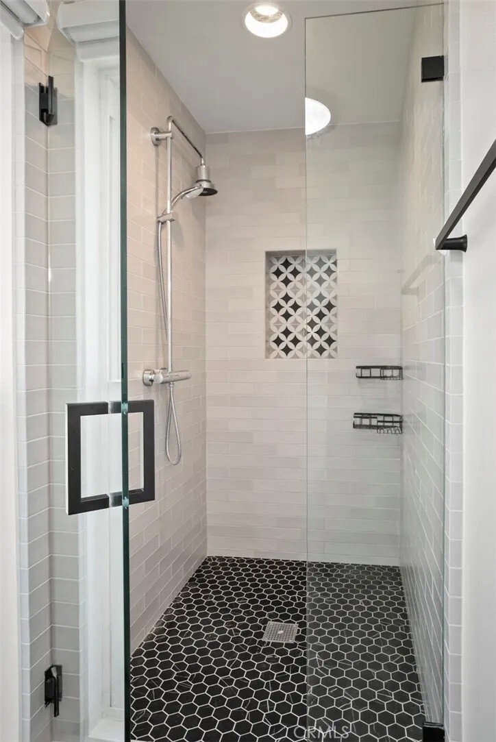Condo in Santa Barbara, California, United States 5 - 18442995