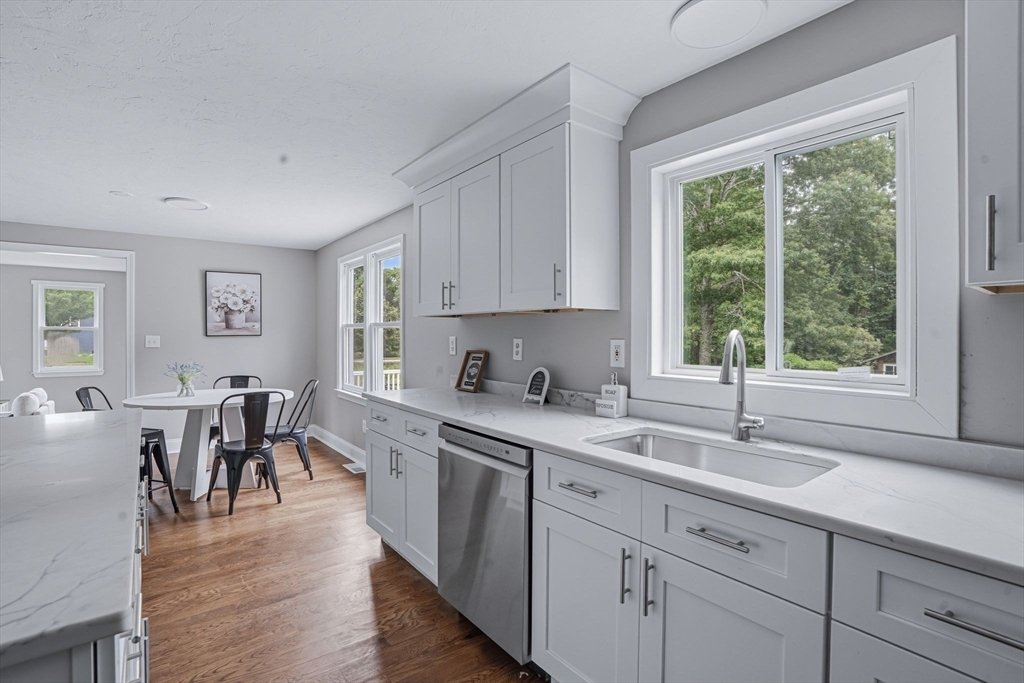 House in Dighton, Massachusetts, United States 3 - 18440922