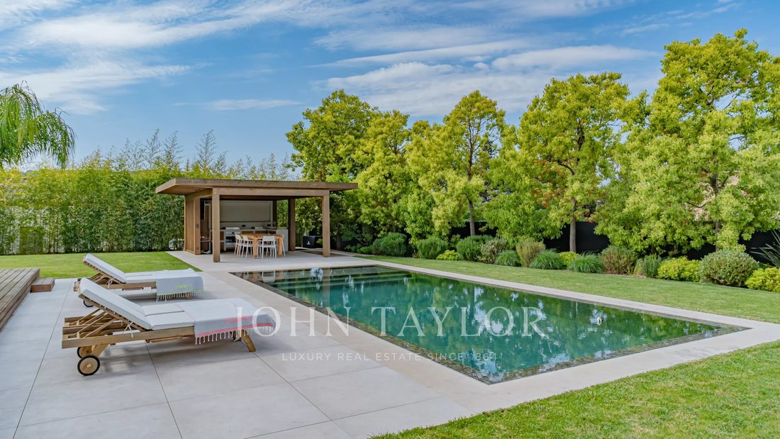 Villa in Mougins, Provence-Alpes-Côte d'Azur, France 2 - 18434690