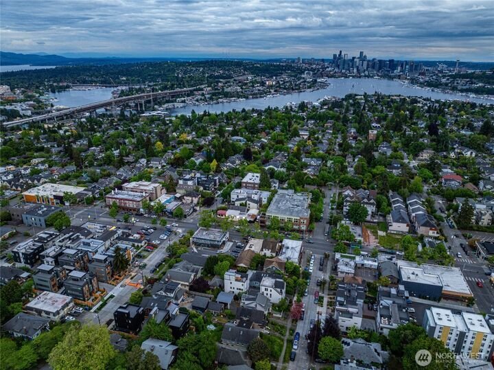 House in Seattle, Washington, United States 4 - 18441920