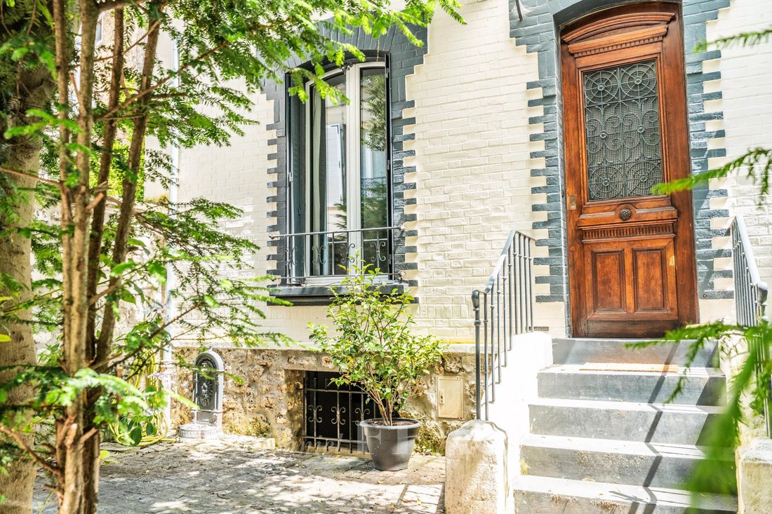 House in Prince–Marmottan, Boulogne-Billancourt, France 3 - 18435983