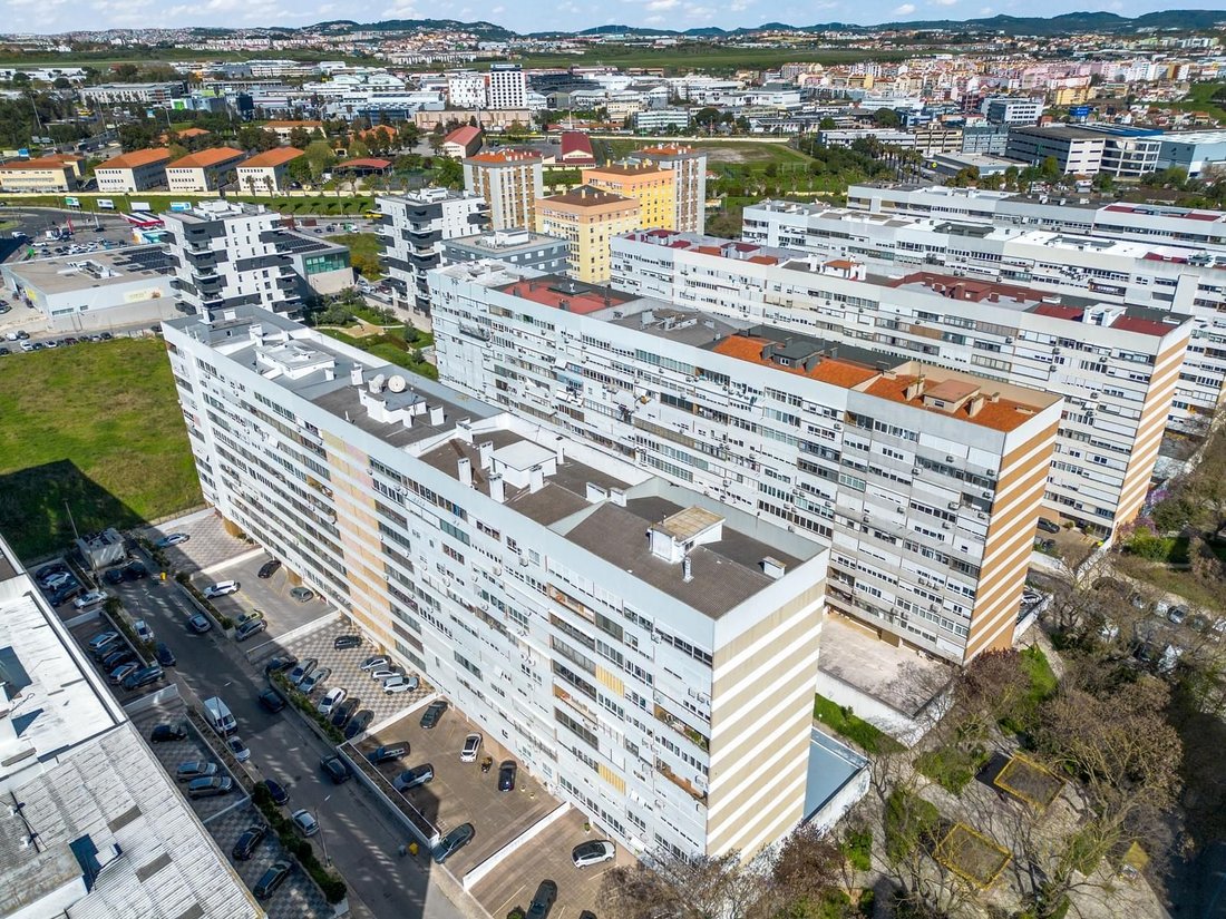 Apartment in Moscavide e Portela, Lisbon, Portugal 2 - 18437889