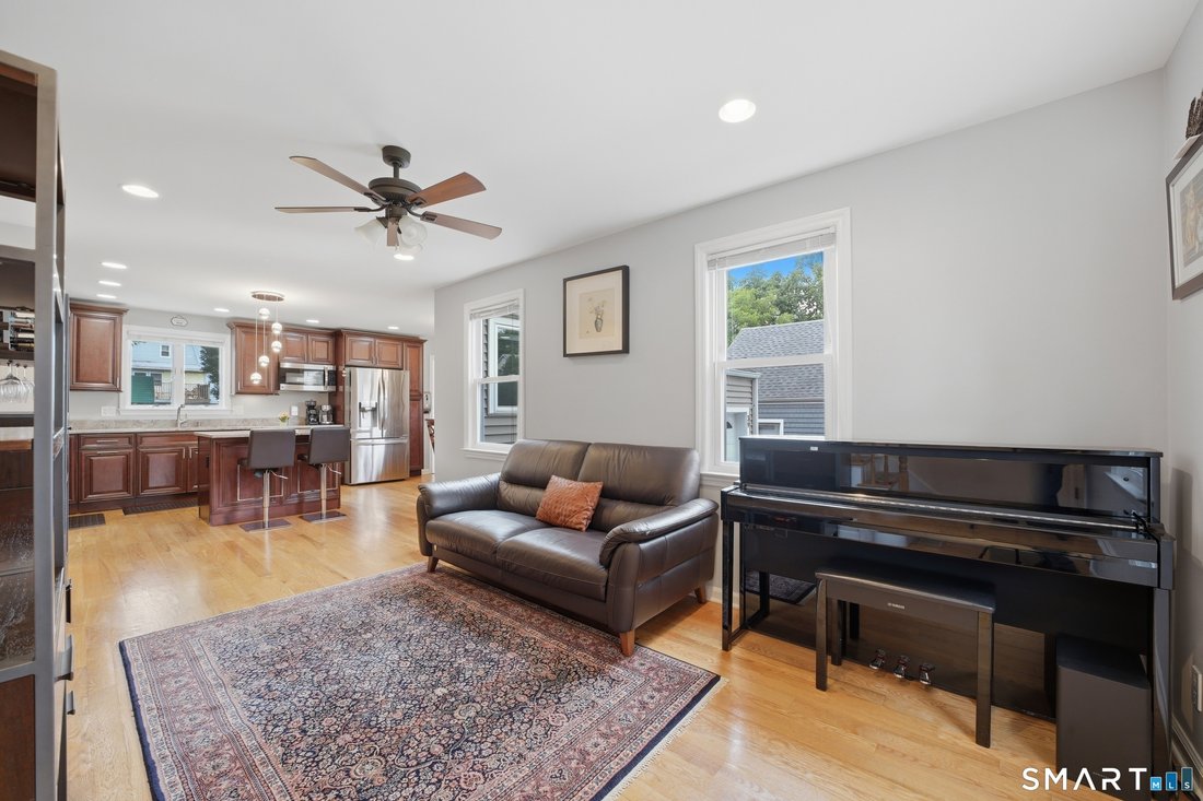 House in Norwalk, Connecticut, United States 3 - 18442169