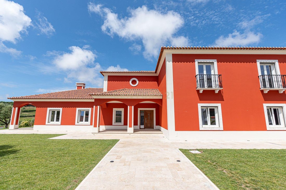 Villa in Sao Pedro da Cadeira, Lisbon, Portugal 4 - 18440983