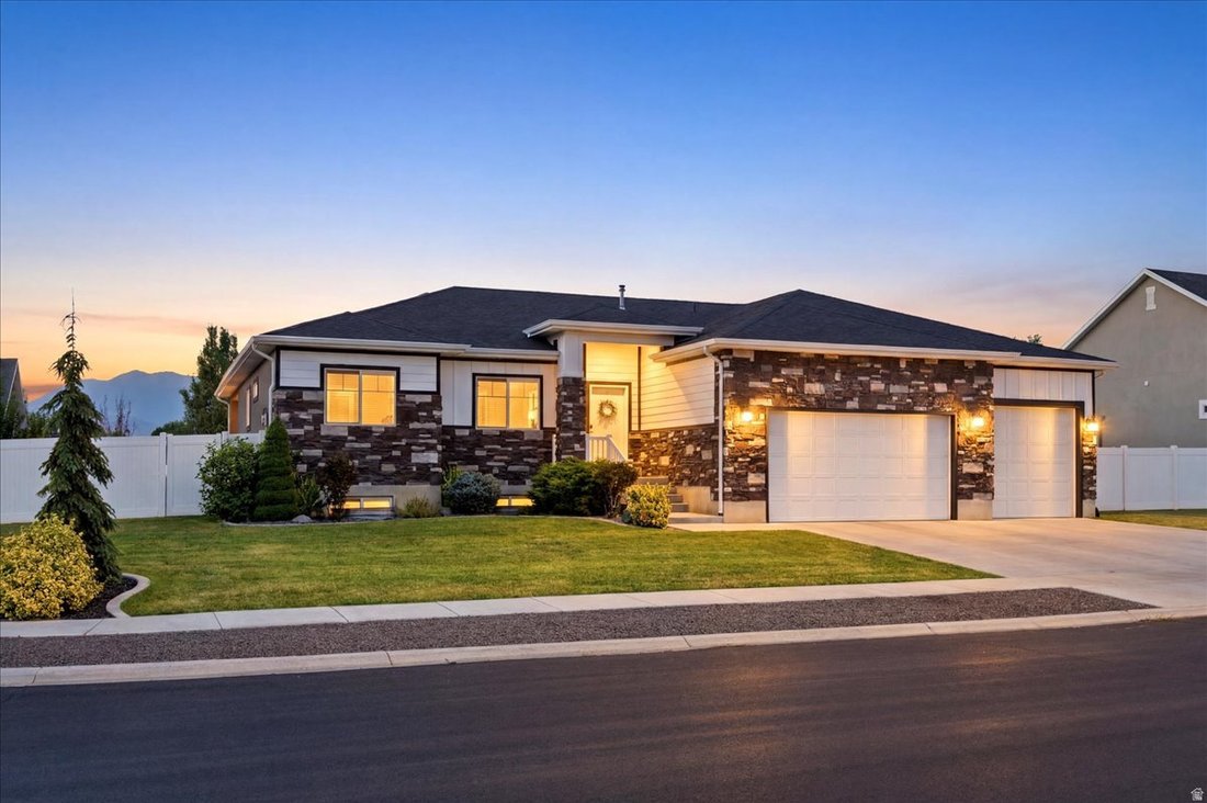 House in Ogden, Utah, United States 2 - 18436176