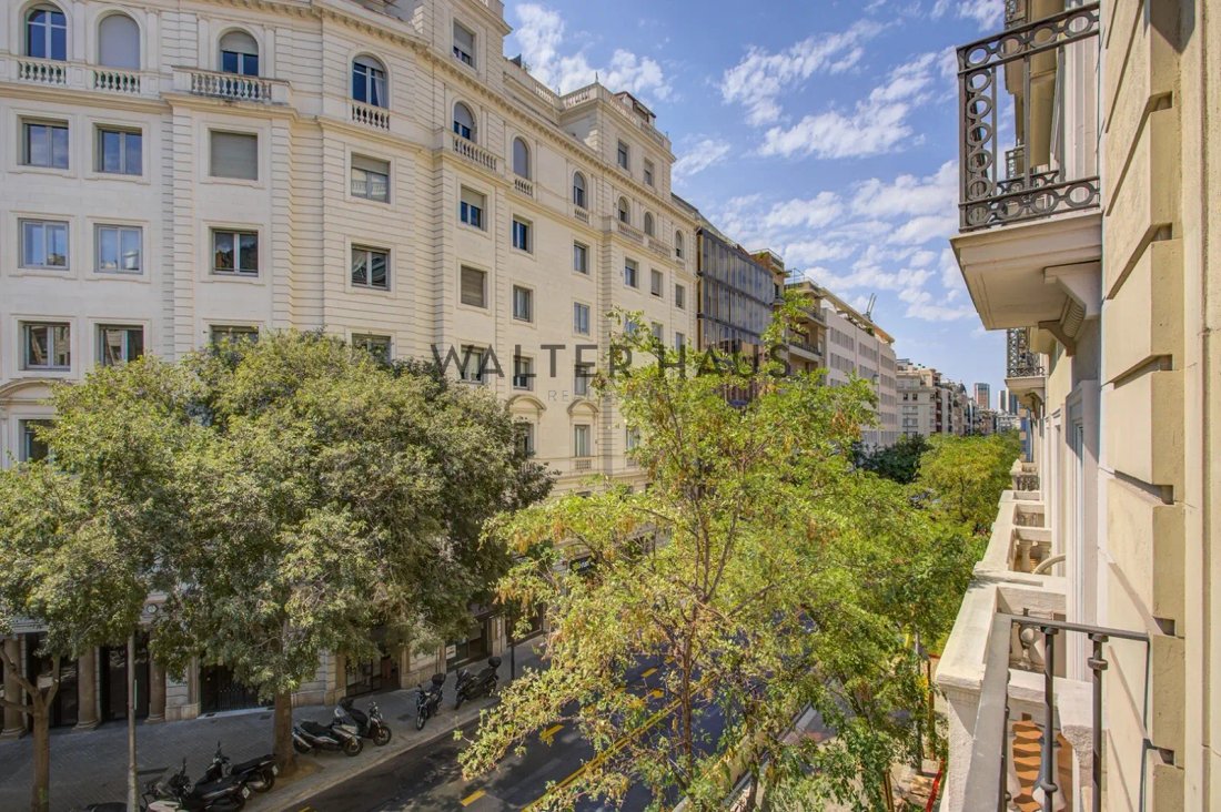 Apartment in Eixample, Barcelona, Spain 3 - 16697573