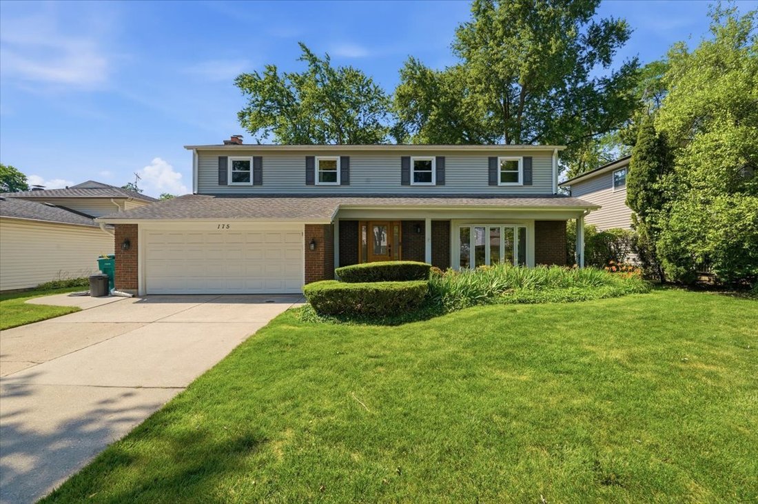 House in Buffalo Grove, Illinois, United States 2 - 18437374