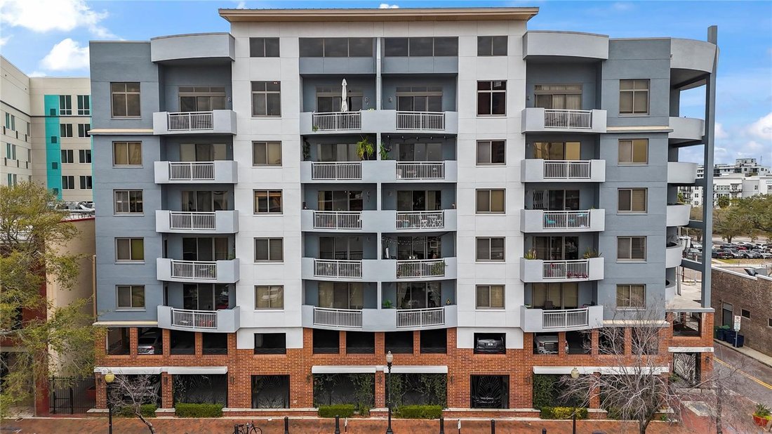 Condo in Tampa, Florida, United States 1 - 18439501
