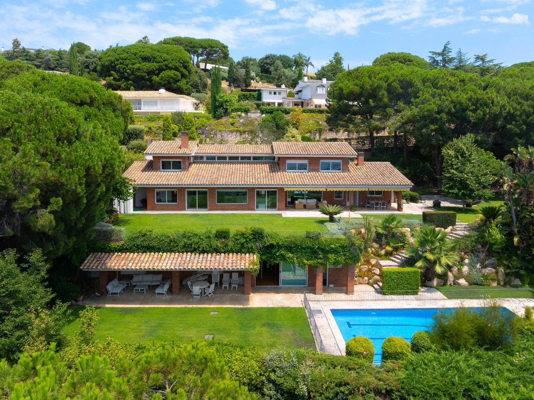 Villa in Sant Vicenc de Montalt, Catalonia, Spain 1 - 18437617