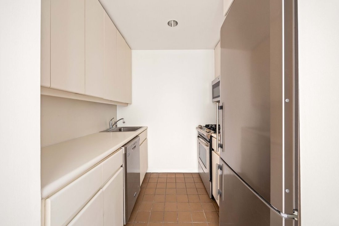Condo in New York, New York, United States 4 - 17598420