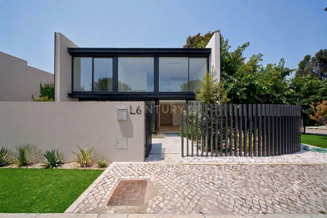 Villa in Carcavelos e Parede, Lisbon, Portugal 2 - 18440977