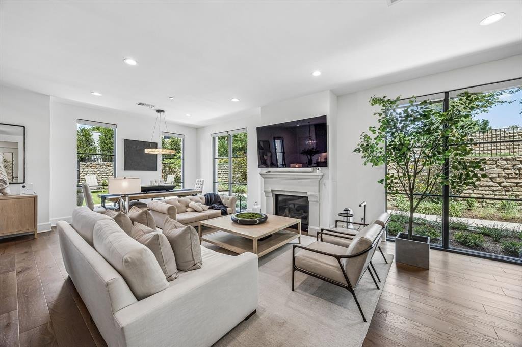 Condo in Frisco, Texas, United States 5 - 18437479
