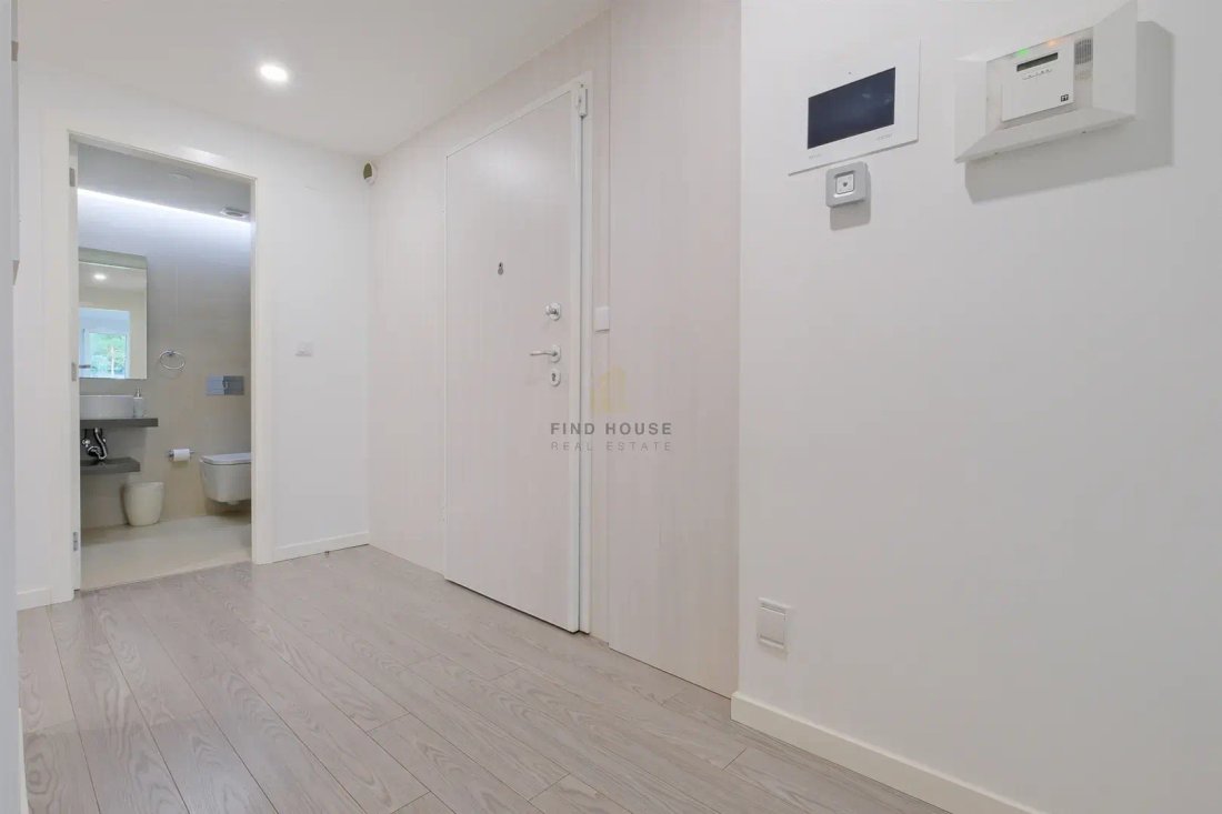 Apartment in Paco de Arcos, Lisbon, Portugal 3 - 18435946