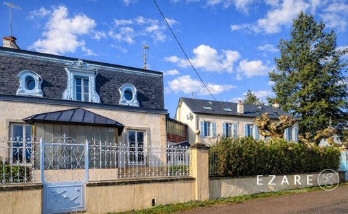House in Saint-Gervais-sur-Couches, Bourgogne – Franche-Comté, France 1