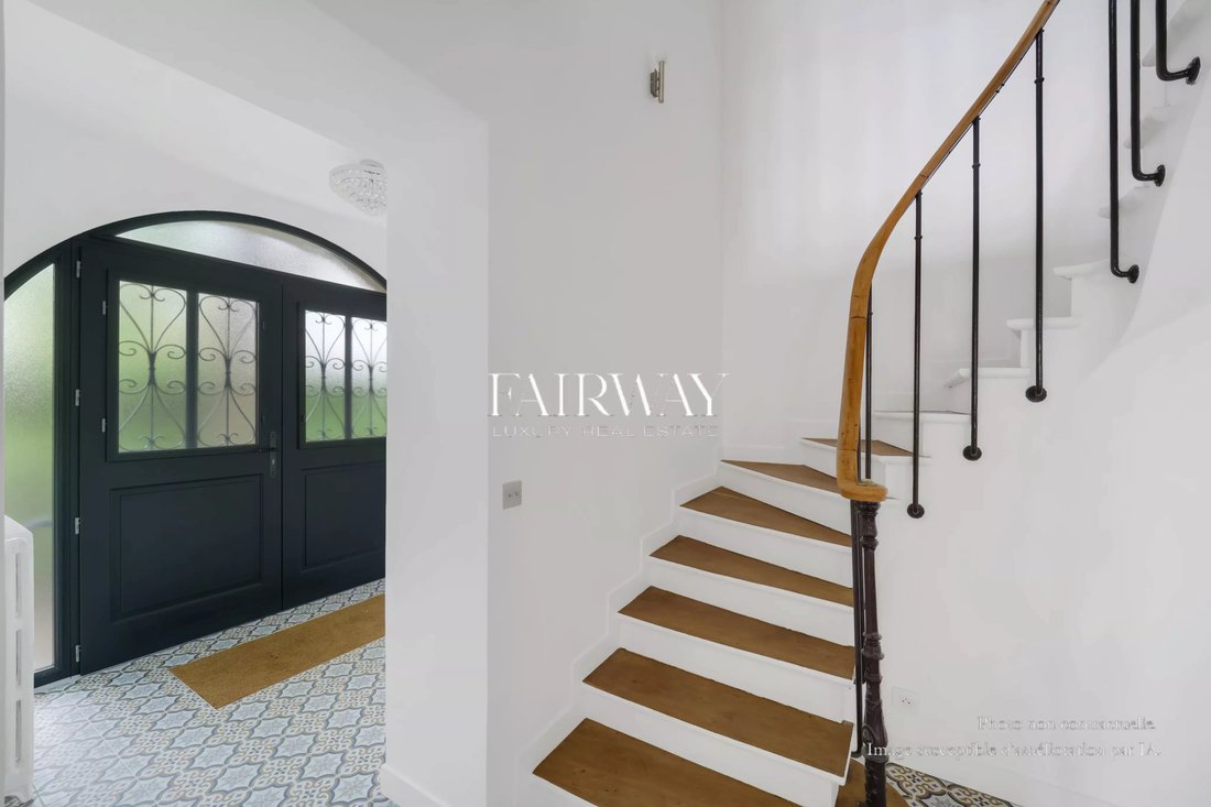 House in Saint-Cloud, Ile-de-France, France 3 - 17720871