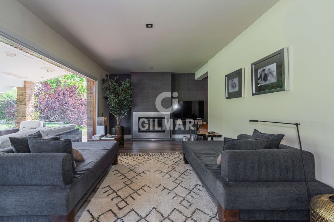 Villa in La Moraleja, Alcobendas, Comunidad de Madrid 5 - 18436178