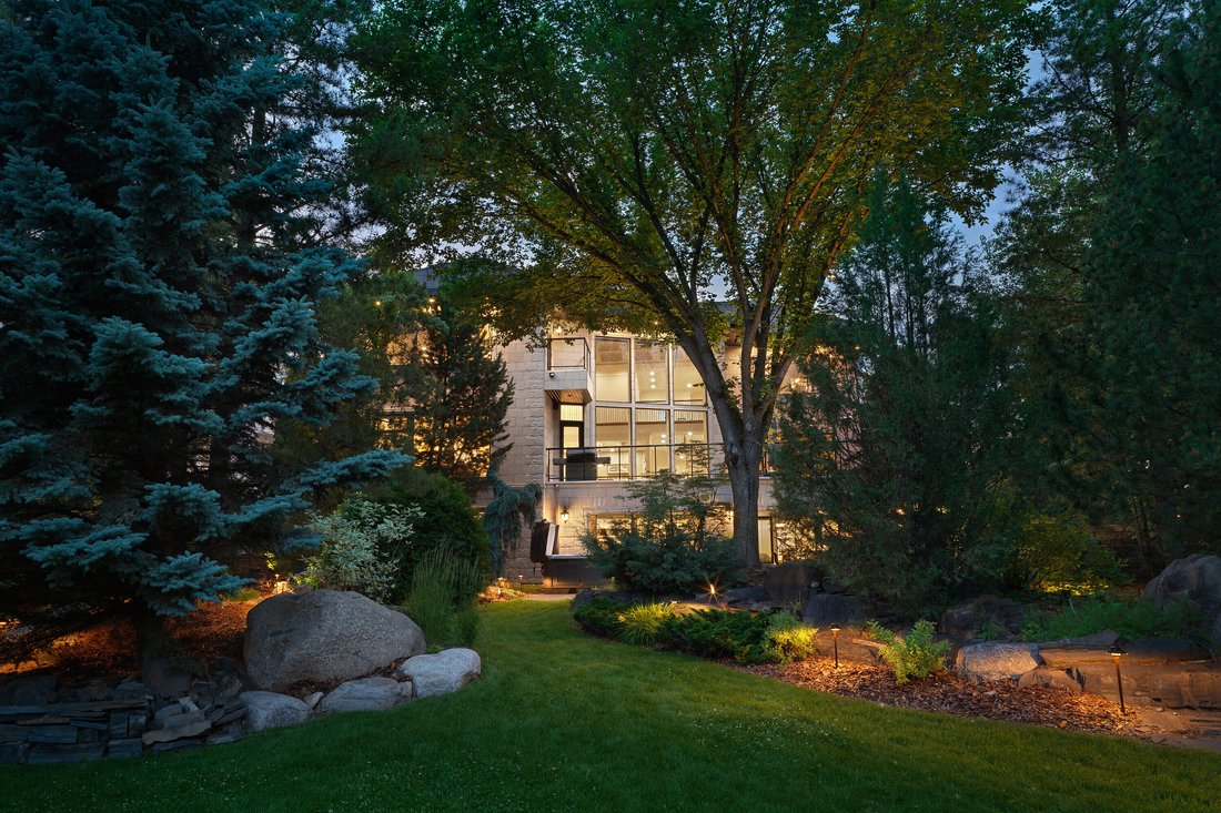 House in Edmonton, Alberta, Canada 3 - 18440907