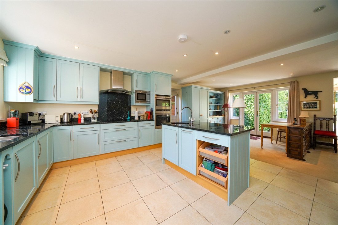 House in Gustard Wood, Wheathampstead, England 2 - 18442898