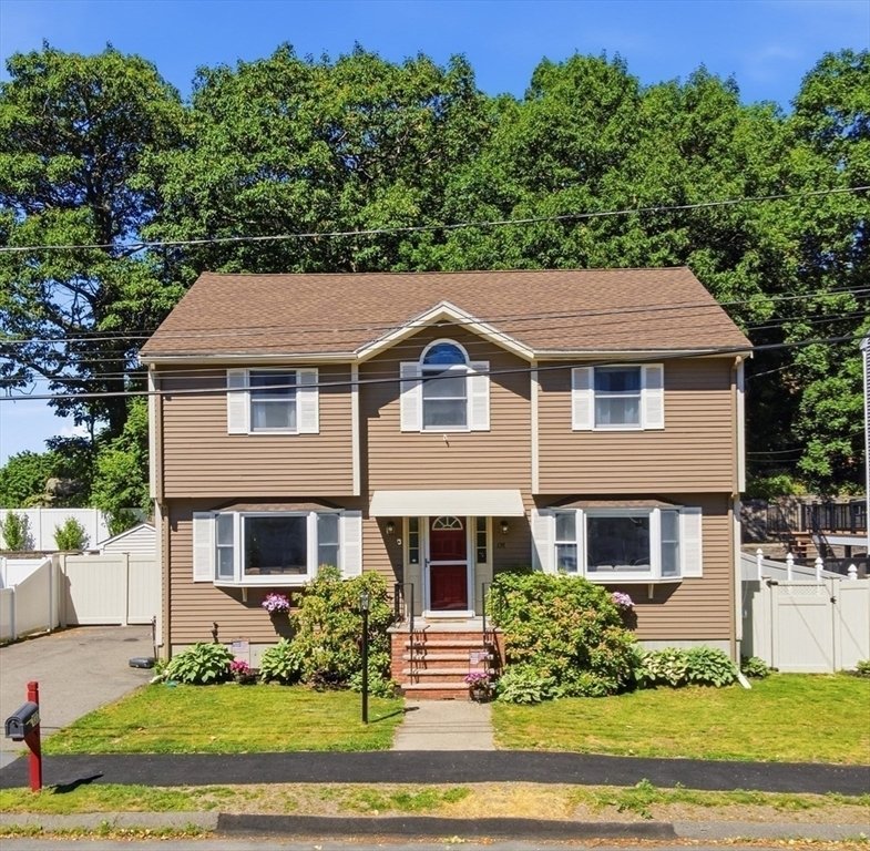 House in Lynn, Massachusetts, United States 1 - 18205367