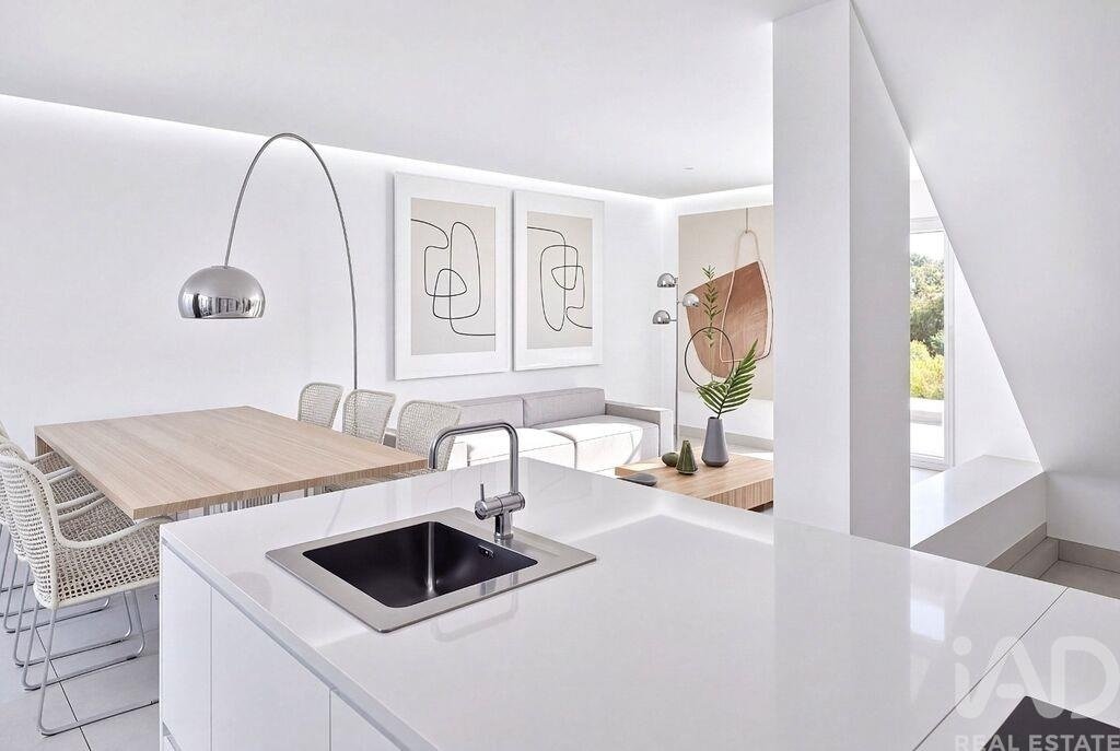 Townhouse in Santa Maria, Sao Pedro e Matacaes, Lisbon, Portugal 4 - 17047116