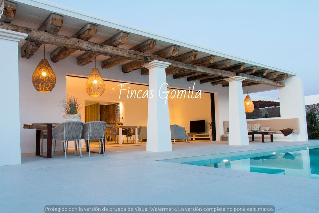 Chalet in es Mercadal, Balearic Islands, Spain 5 - 18438922