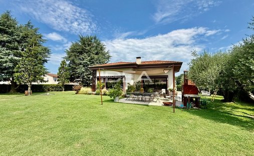 Villa a Verciano - Guamo, Capannori, Toscana 1