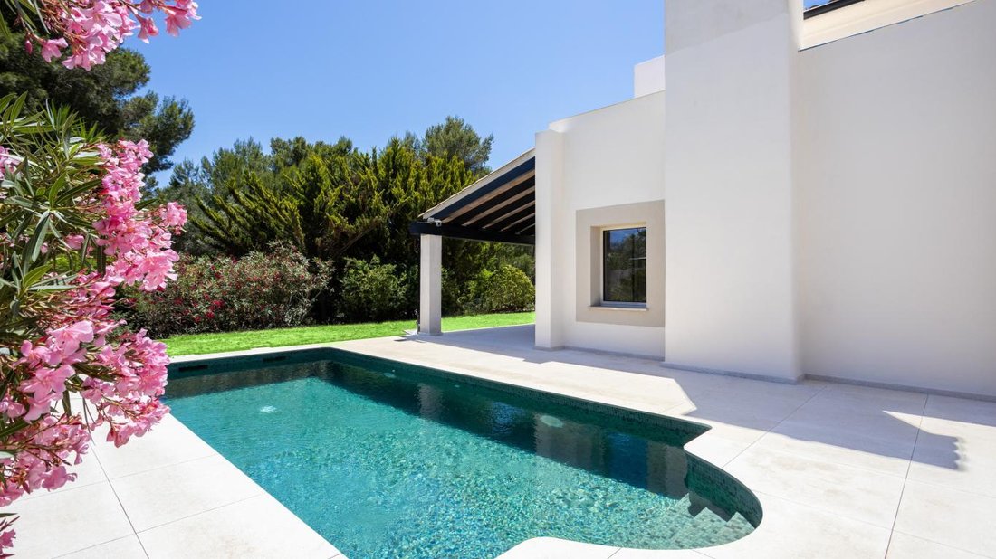 Villa in Rotes Velles, Calvia, Balearic Islands 2 - 18436524