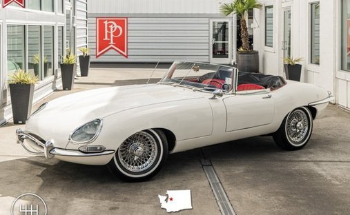 Jaguar E-Type Convertible in Bellevue, WA, United States 1