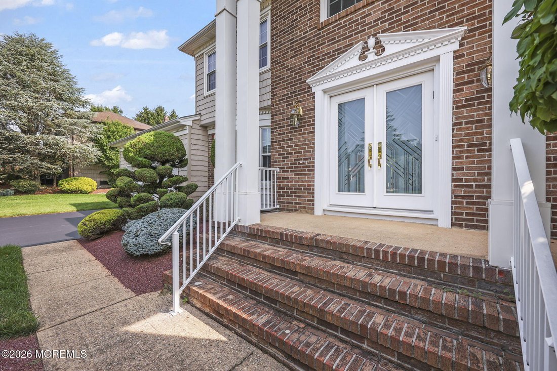 House in Marlboro Township, New Jersey, United States 4 - 18438713