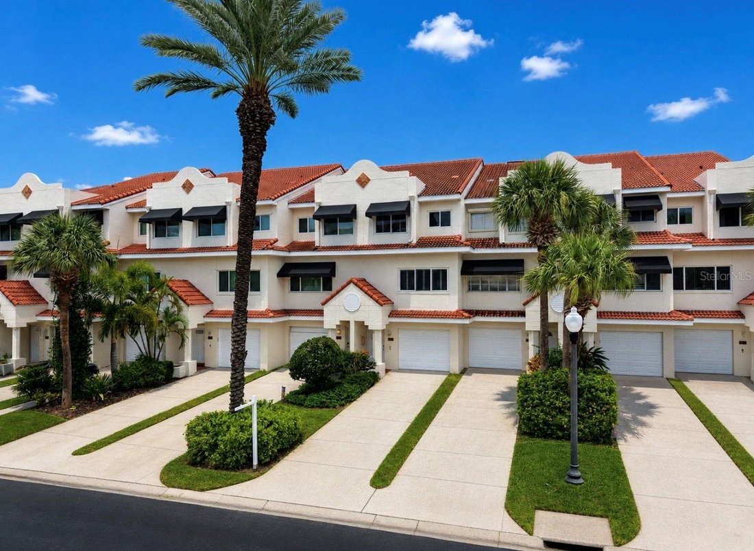 Townhouse in St. Pete Beach, Florida, United States 2 - 18439439