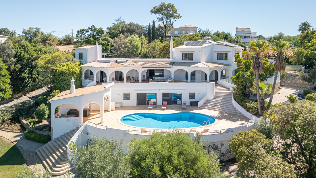 Finca in Loule (Sao Clemente), Algarve, Portugal 1 - 18435809